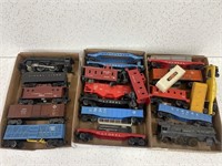 LIONEL 244 ENGINE AND 3 BOXES TRAIN CARS