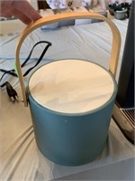 VTG MID CENTURY GEORGES BRIARD ICE BUCKET