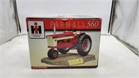 Farmall 560 Limited Edition Tractor 1/16