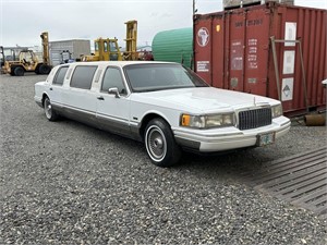 1993 Lincoln town car limo