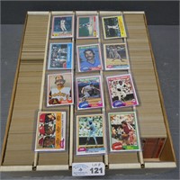 Various 81' Topps Baseball Cards