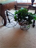 Iron Tricycle Plant Holder w/ Ivy