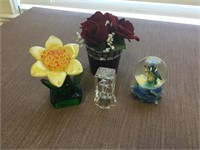 Assorted Collection of Floral Figurines