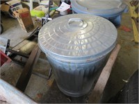 GALVANIZED GARBAGE CAN WITH LID