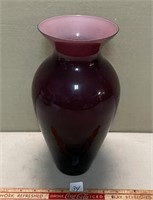 NEAT PRETTY PURPLE FLORAL VASE