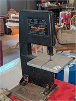 Black and Decker 7 1/2" Power band saw
