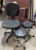 Swiveling Office Chair and Stools, 18in and 40in