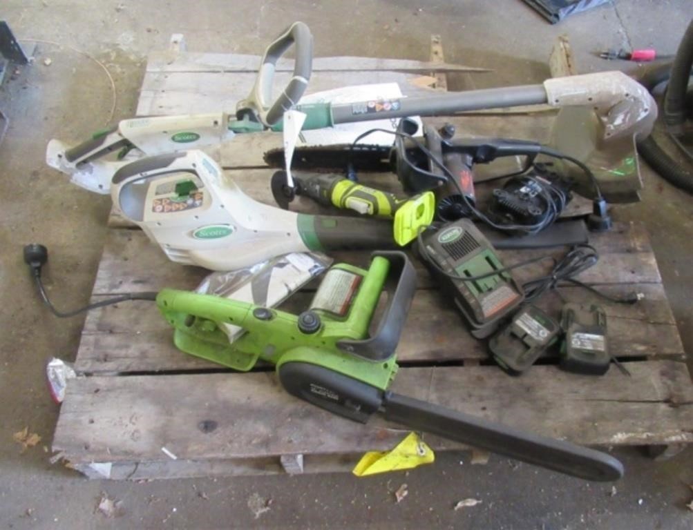 Group of tools includes Scott's battery powered