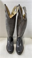 Size 4.5 B dark gray kangaroo cowboy boots