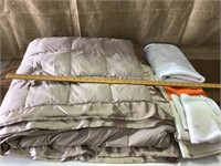 Tan Down blanket- 7’ x 8’- loose edge, mattress