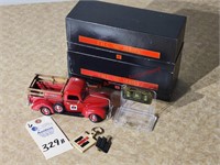 Ertl FOrd Classic Pickup w/Farmall Adver, IHC Pin