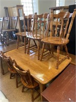 Kitchen table w/ 5 chairs.