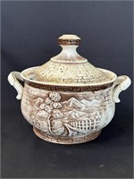 Vintage Asian style ceramic tureen