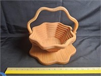 Wooden collapsible bowl.