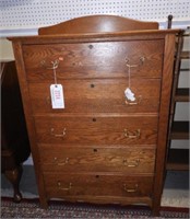Lot #2214 - Antique Oak five drawer chest of