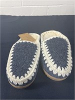 Size 6 Slippers