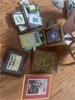 FRAMES AND ART LOT