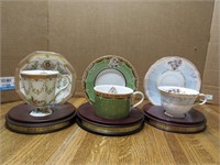 Avon Honor Society Cups and Saucers NO SHIP