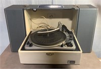 RCA Victor Solid State Amp Turntable Powers On