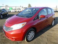 2015 Nissan Versa Hatchback Sedan