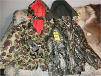 2 Camo Hunting Jackets Size L(?)