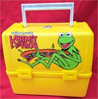 VINTAGE YELLOW KERMIT THE FROG PLASTIC LUNCH BOX