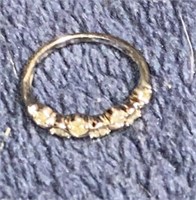10K White Gold Diamond ring size 4 1.36 grams