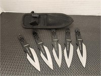 5 thunder bolt throwing knives with holder