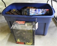 Lot #3883 - Entire tote of action figures and