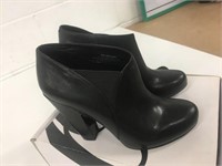 New Nine West Size 6 Black Heels