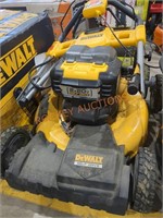 DeWalt 20v 21" Push Mower w/ (2) Batteries