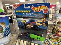 HOT WHEELS HOTWHEELS ACTION PACK RACING CARS