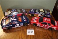 4 - 1:24 Scale Die Cast Collector Cars
