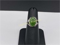 STERLING SILVER OVAL CUT JADE RING