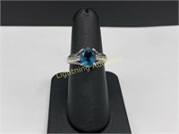 STERLING SILVER LONDON BLUE AND WHITE TOPAZ RING
