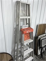 (2) Aluminum Ladders