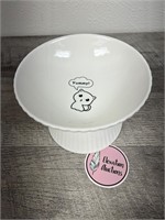 Adorable little kitty cat elevated food bowl