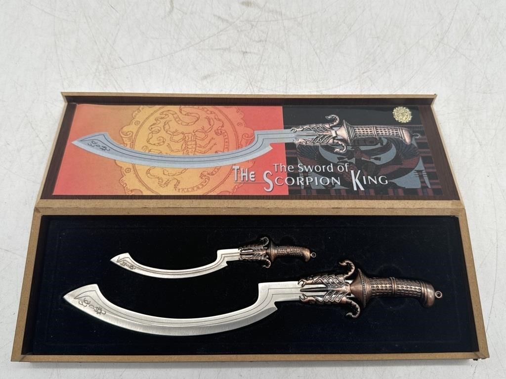 (KC) Sword of the Scorpion King Knifes 8”