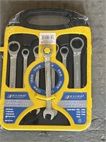 New ratchet / wrench set