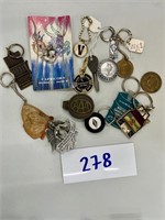 VIntage Keychains!