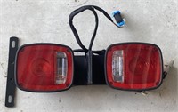 (T) Signal Stat SAE AIRST 87 Rear Tail Lights