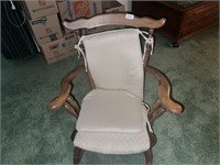 WOODEN CHAIR WITH PADDING