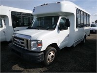 2009 Ford E450 Para-Transit Bus