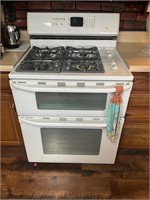 Maytag gas stove / oven