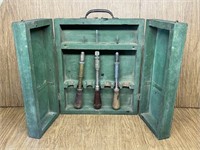 Vintage Wooden Carpenters Box w/Screwdrivers