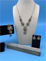 Vintage Jewelry Set