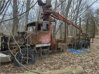 LARGE BOOM TRUCK - FOR PARTS