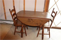 DROP LEAF TABLE WITH 2 CHAIRS