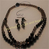 Earthone beads w/matching earrings