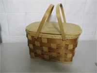 Vintage Picnic Basket Wood 1979